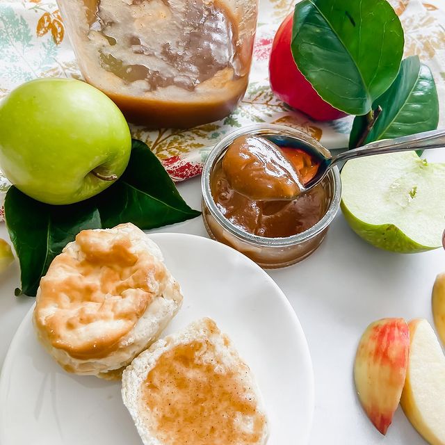 Slow Cooker Apple Butter