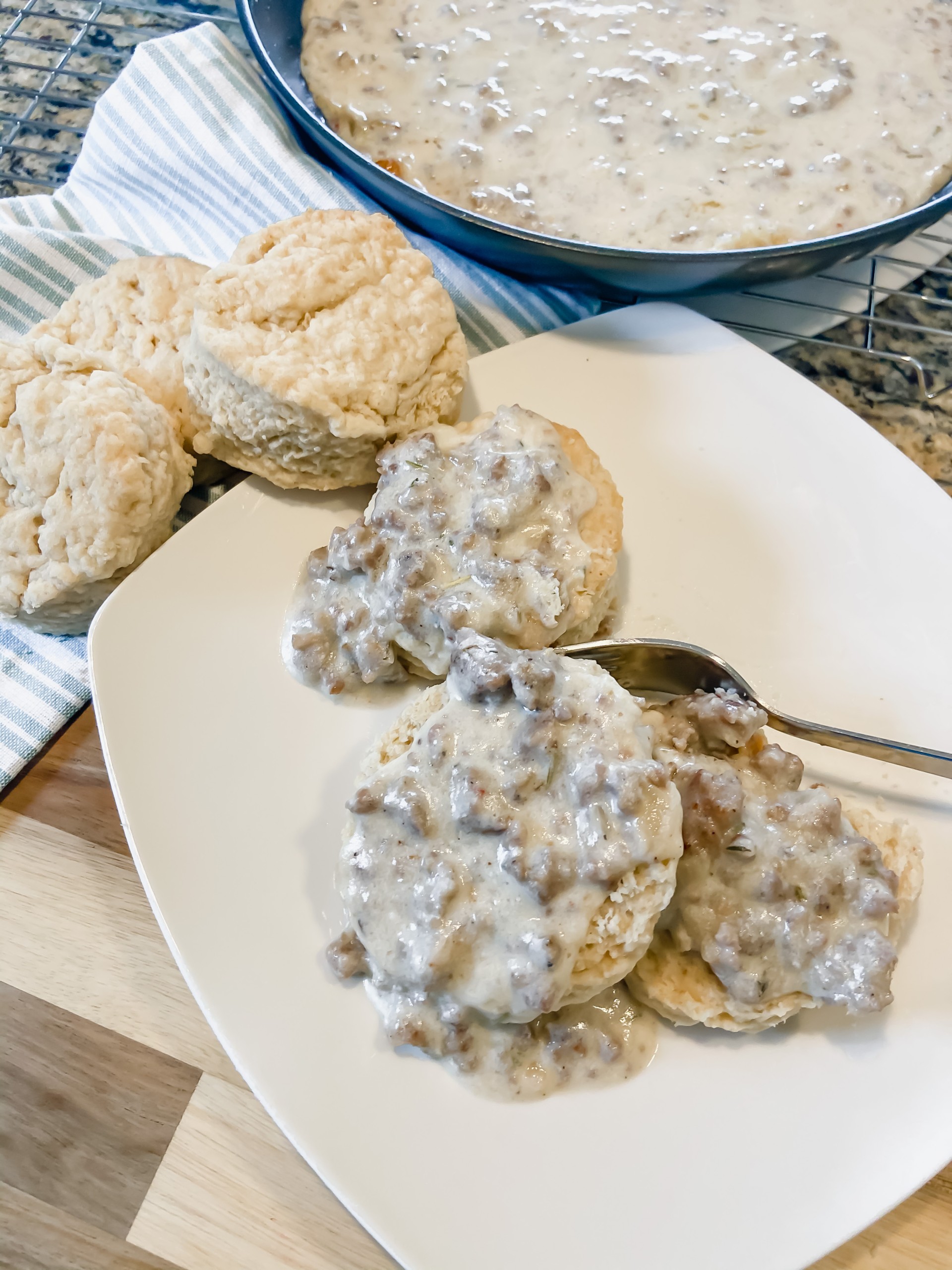 Biscuits & Gravy